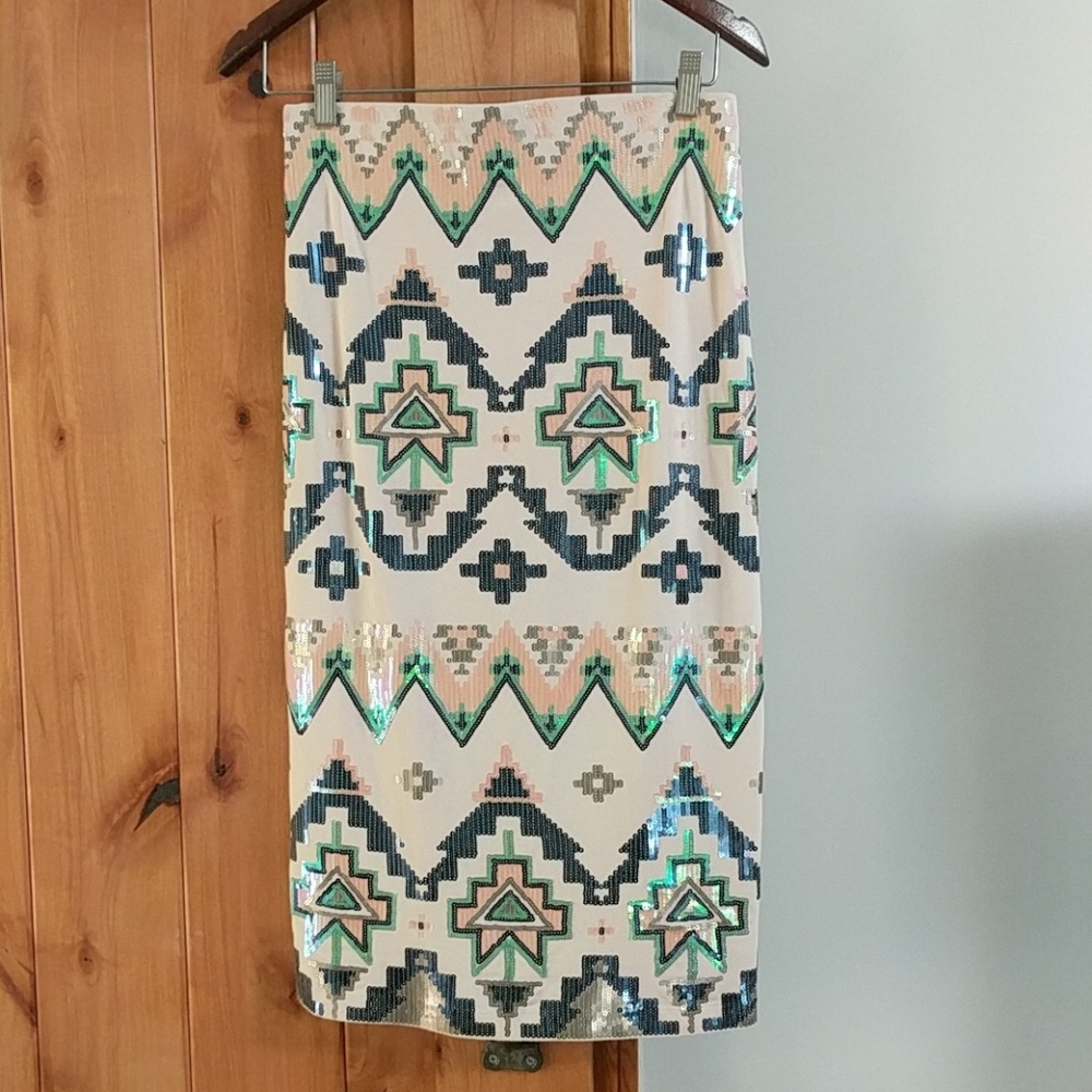 NWOT Express Aztec Pattern Sequin Skirt SMALL